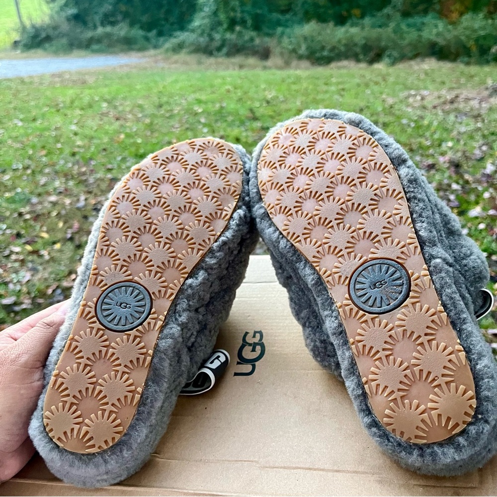 Ugg Fluff Yeah - image 2